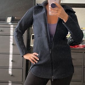 Lululemon athletica scuba hooded jacket